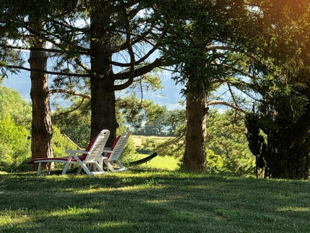 לינה וארוחת בוקר Comps  Weekend En Provence מראה חיצוני תמונה